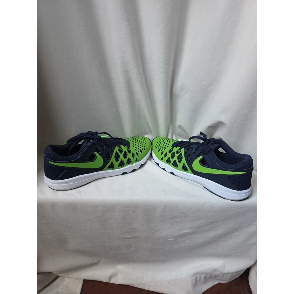 Nike Train Speed 4 AMP NFL Seattle Seahawks Action Green Men's Size 10